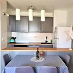 Endless Summer Retreat Split