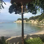 Endless Summer Retreat *